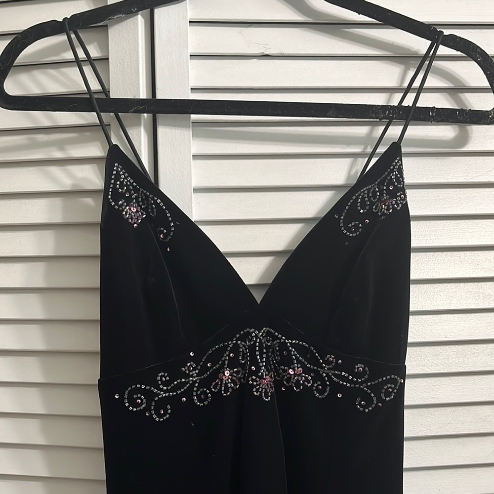 Vintage DJ Nights by Laura Ryner black velvet beaded gown size 3/4
